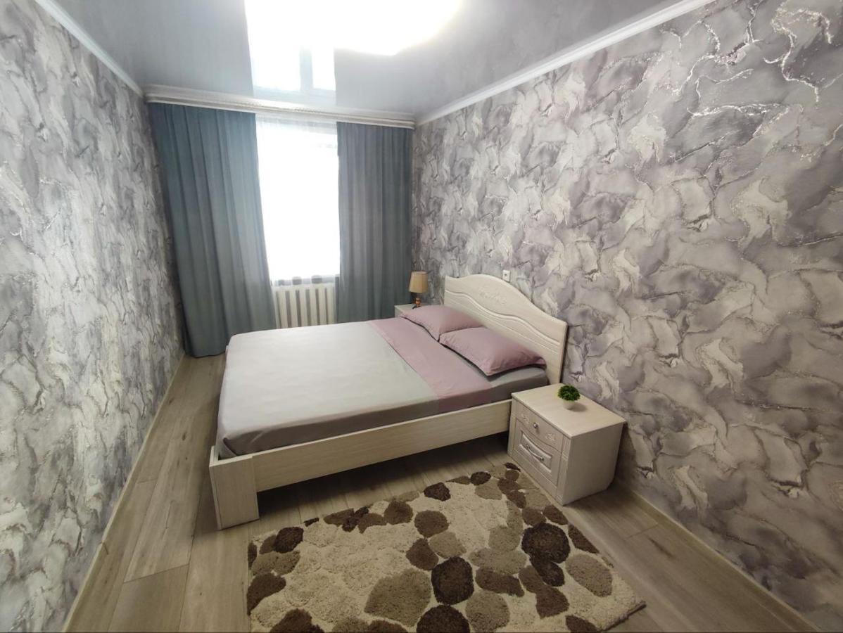 2-Х Комнатная Квартира В Центре На Ул.Бородина 107 Qostanaj Exteriör bild